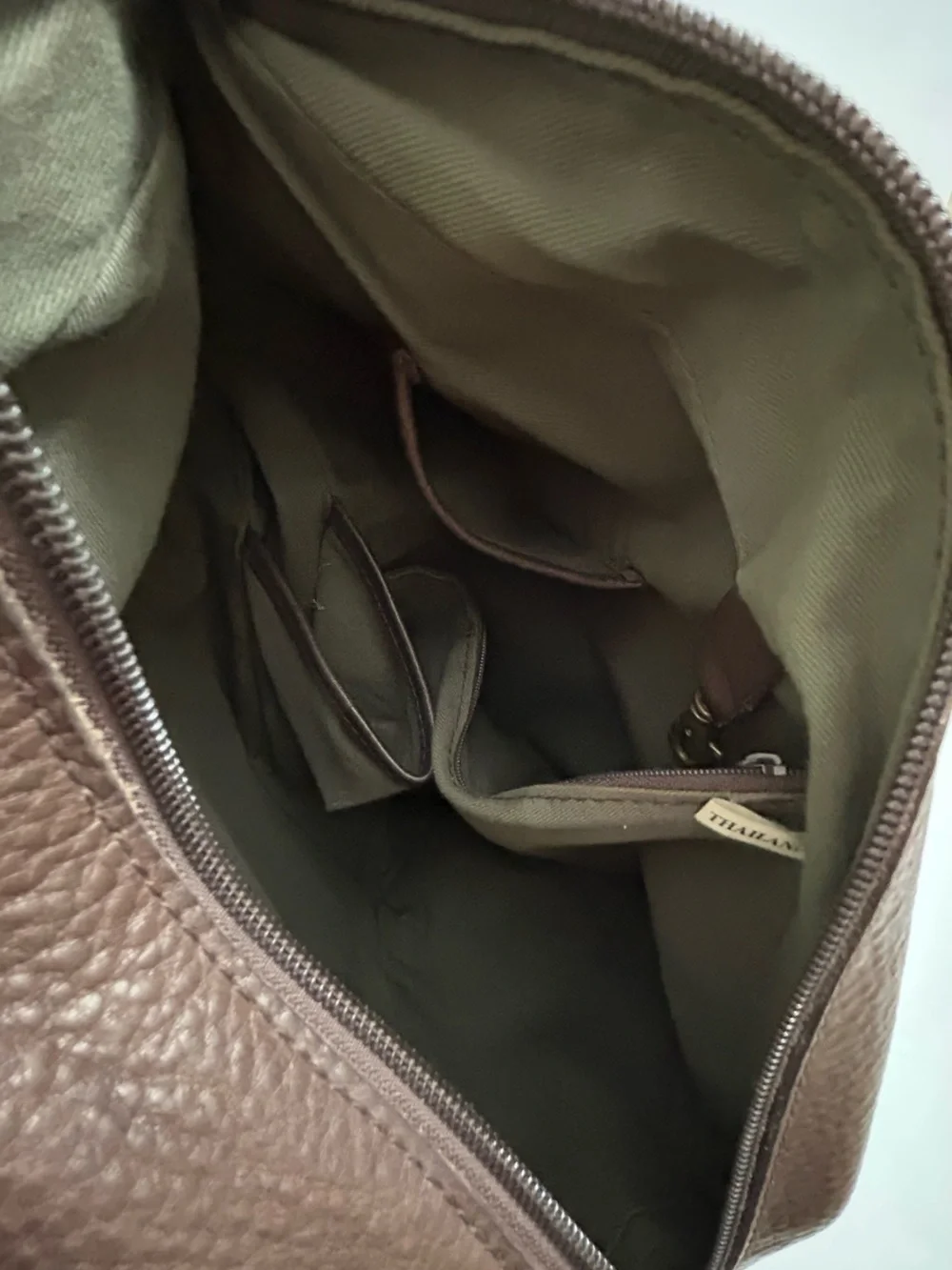 Ellington leather sling